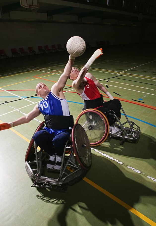 wheelchair basketball intercepting the ball